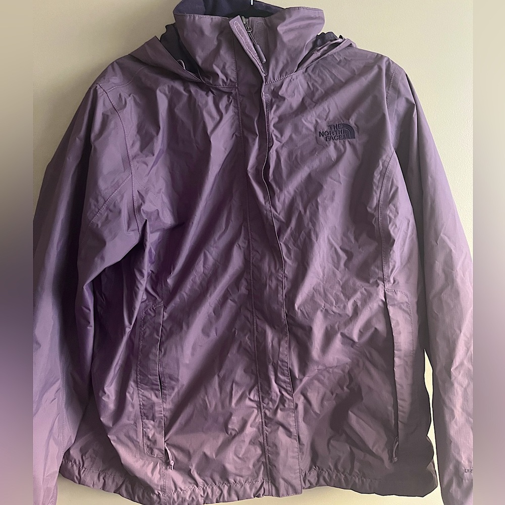 The North Face Venture 2 Jacket Plum/Purple Weather Resistant Windbreaker